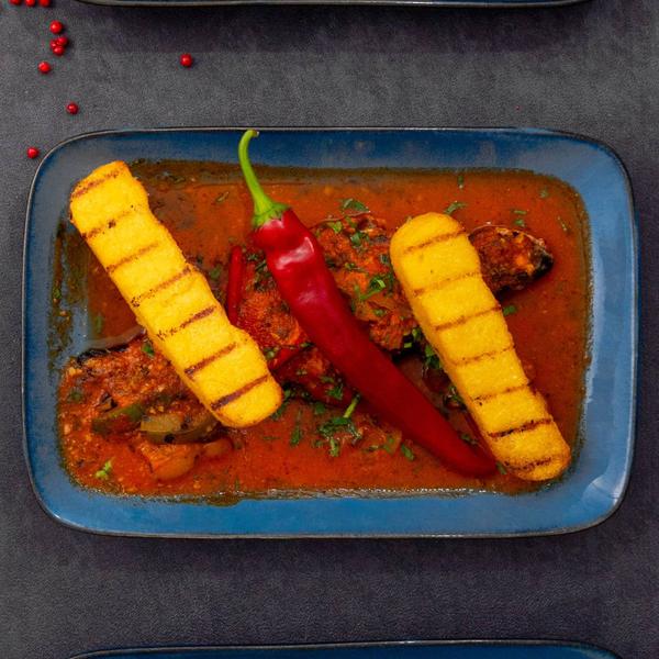 Saramură de păstrăv cu mămăliguță